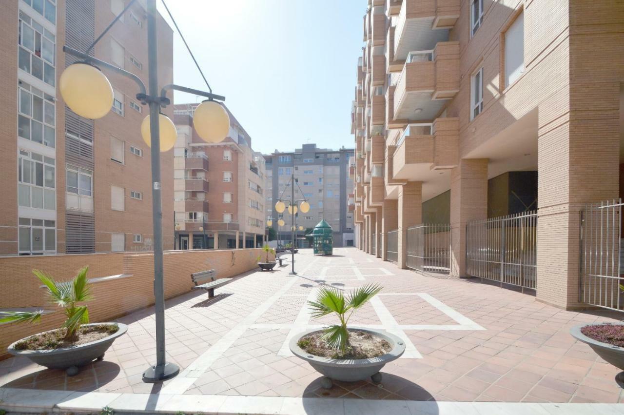 Appartamento Moderno Apartamento Frente A La Playa Y El Centro Almería Esterno foto